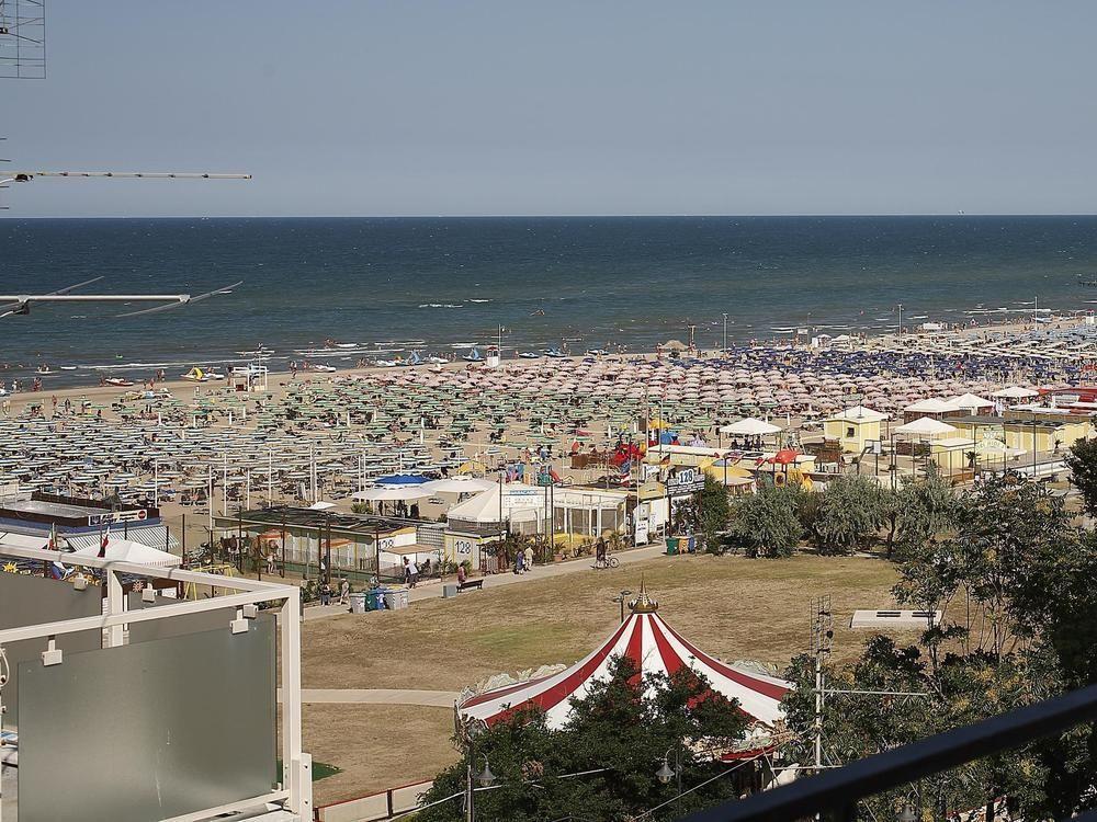 Hotel Telstar Rimini Exterior photo