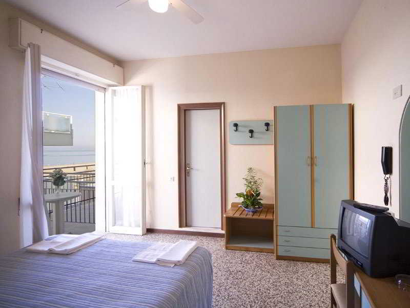 Hotel Telstar Rimini Exterior photo